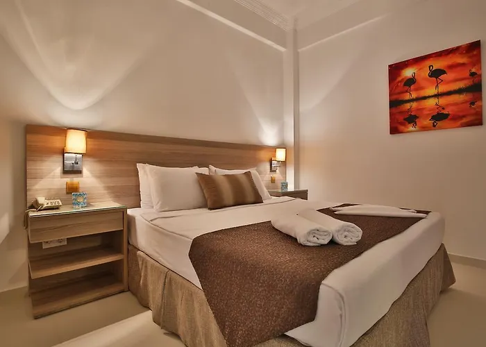 Hotel Palm Bay Emecik