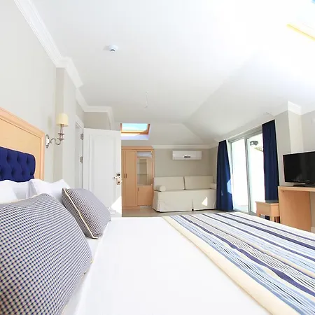 Hotel Palm Bay Emecik