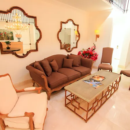 Palm Bay Szálloda 3*