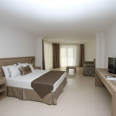 Palm Bay Szálloda Emecik