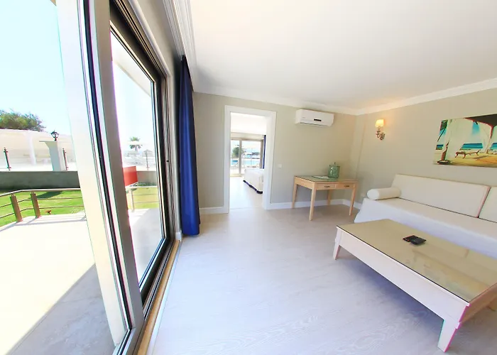 Szálloda Palm Bay 3*