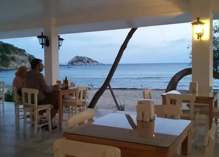 Palm Bay Szálloda Emecik